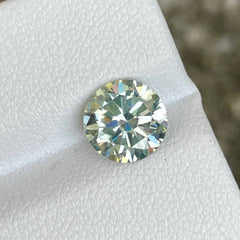 2.09 carats Round Brilliant Cut Moissanite Synthetic Gemstone