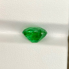 4-08-carats-leaf-green-tsavorite-garnet-oval-faceted-tanzania