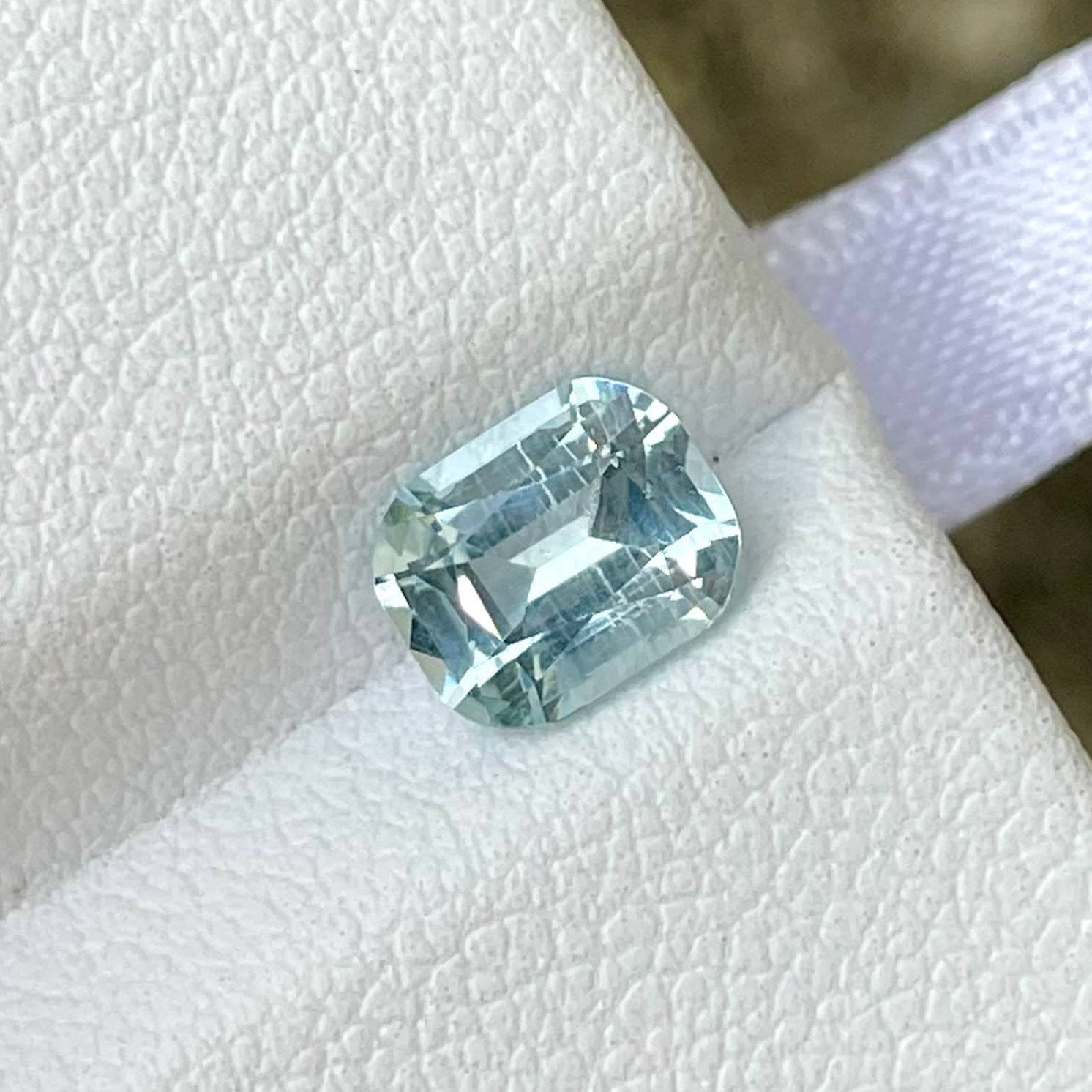 1.21 Carats Light Blue Aquamarine Stone