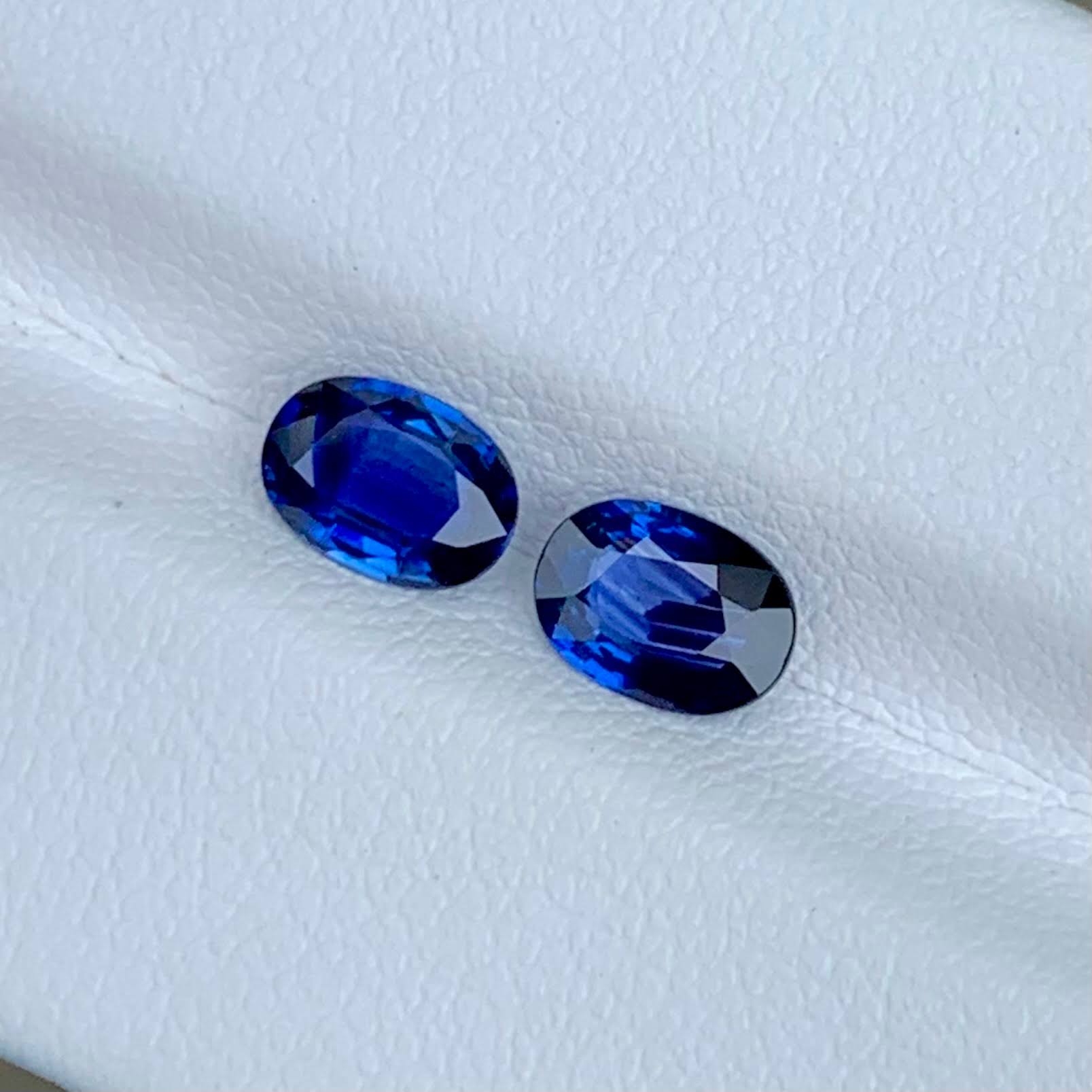 1.52Ct Blue Sapphire Pair