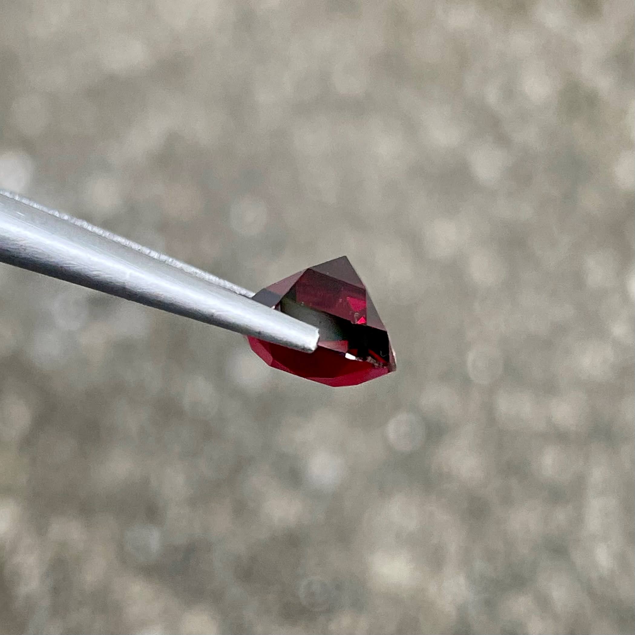 4.82 Carats Pinkish Red Garnet Stone