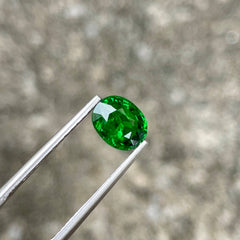 1.41 carats Rich Green Tsavorite Garnet Stone