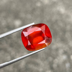 10.45 Carats Hessonite Garnet Stone