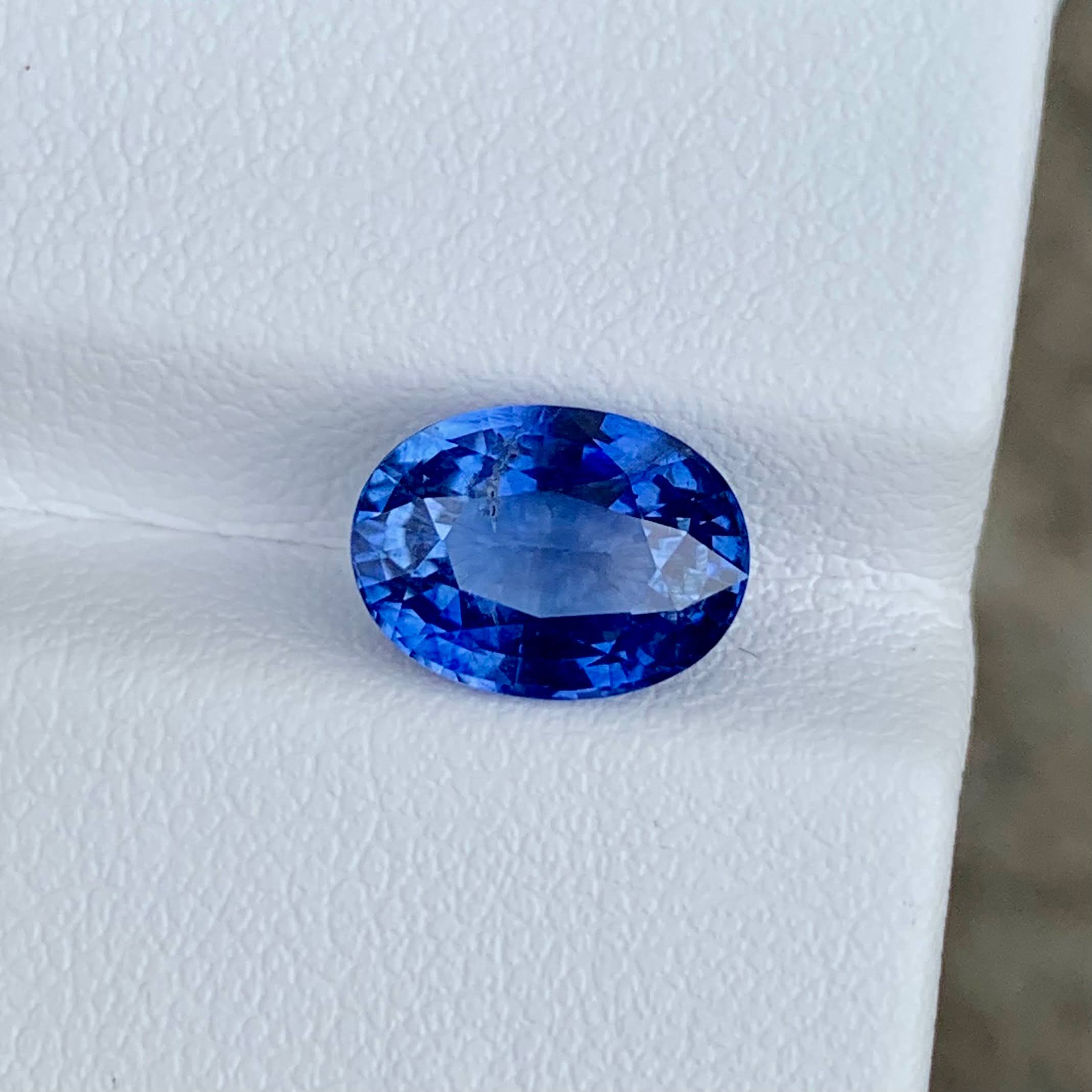 3.31Ct Rich Blue Sapphire
