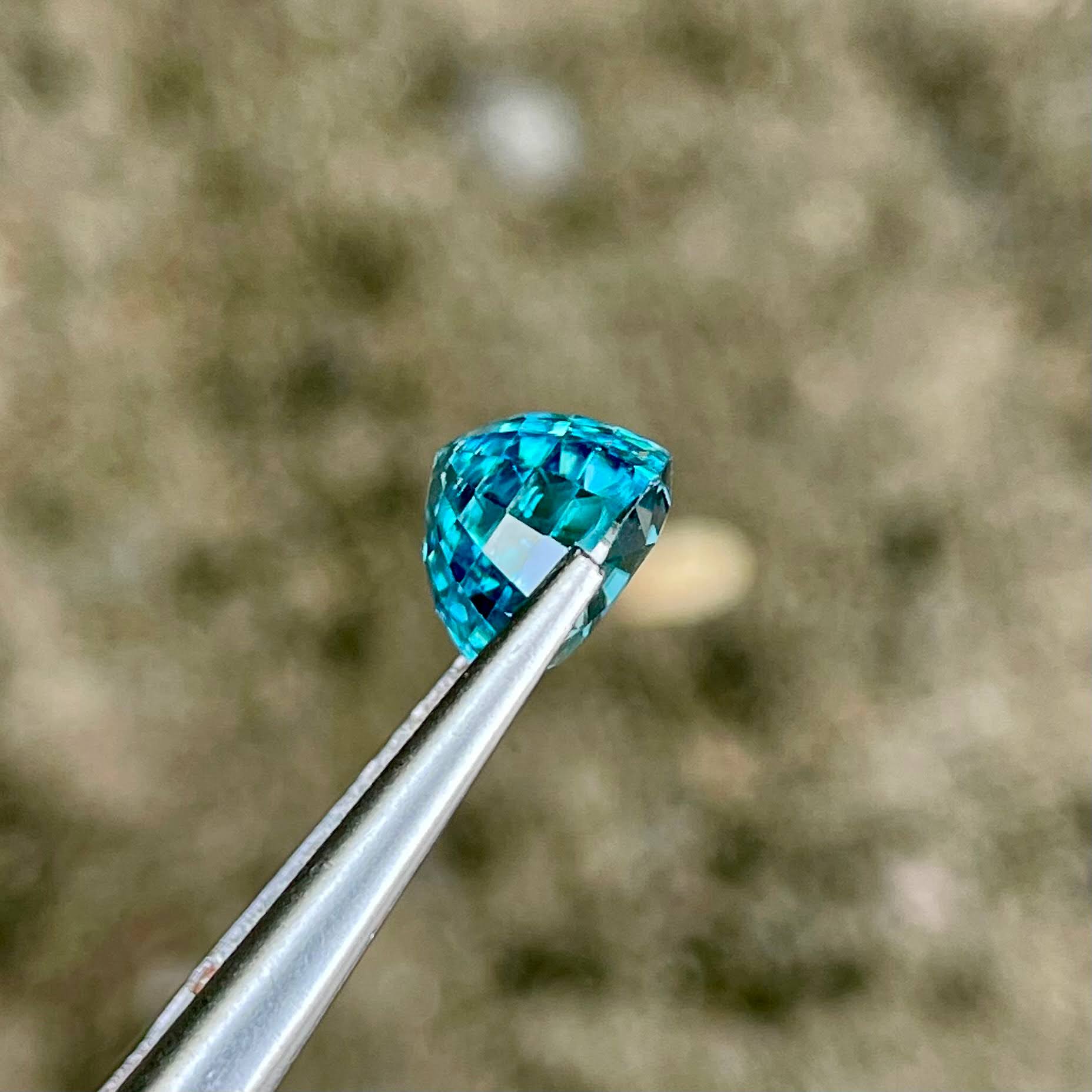 5.70 Carats Blue Cushion Zircon Stone