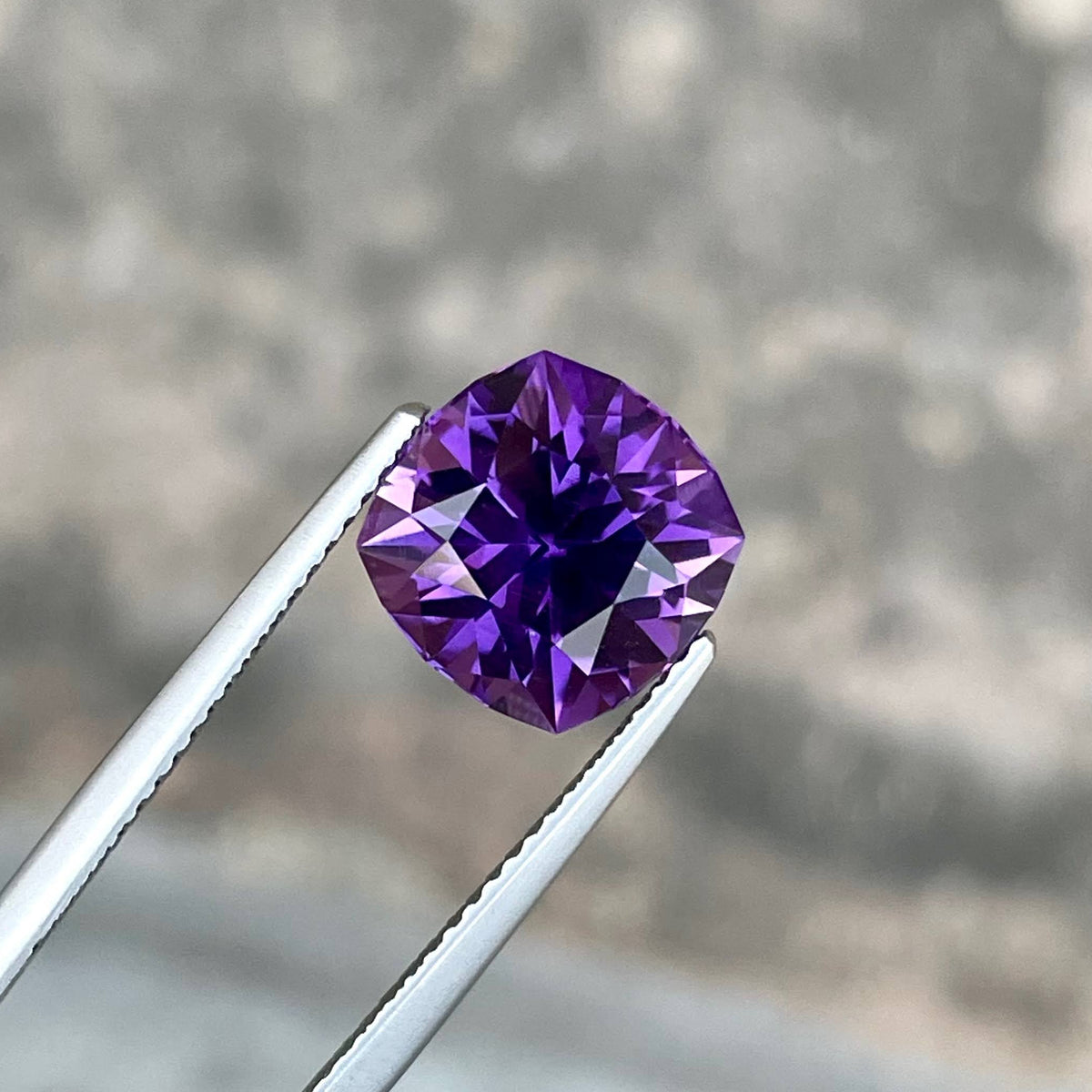3.95 Carats Purple Brazilian Amethyst 