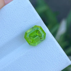 Spectacular Natural Green Peridot Gemstone