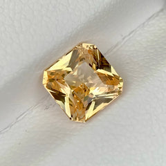2-06ct-yellow-peach-sapphire-sri-lanka-octagon