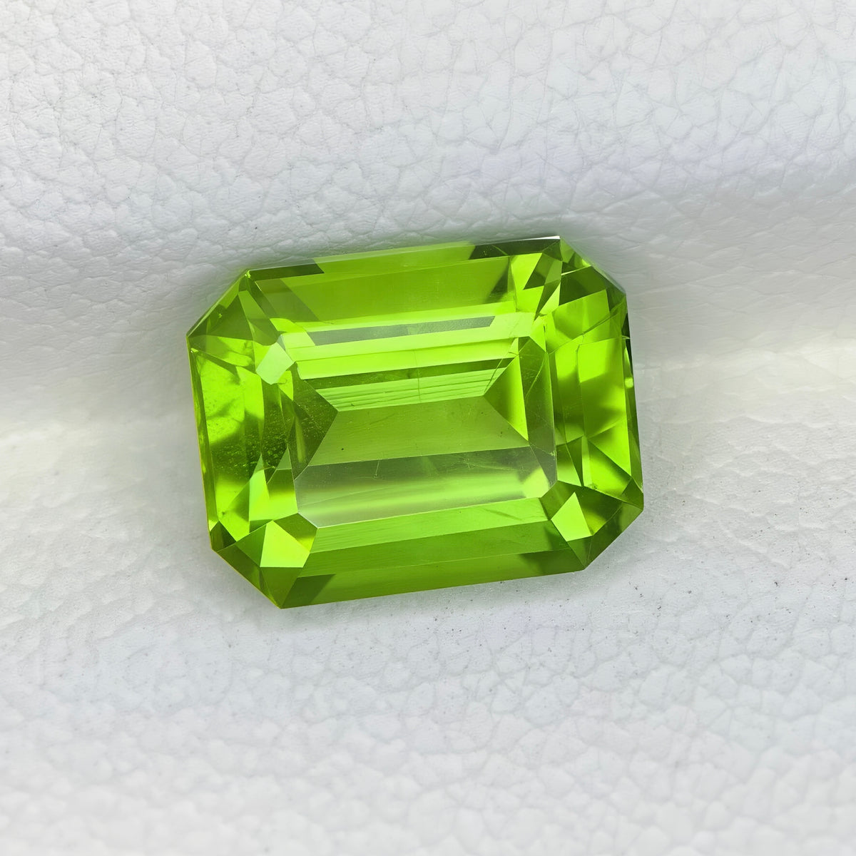 natural-green-peridot-3-36ct-pakistan-octagon-emerald