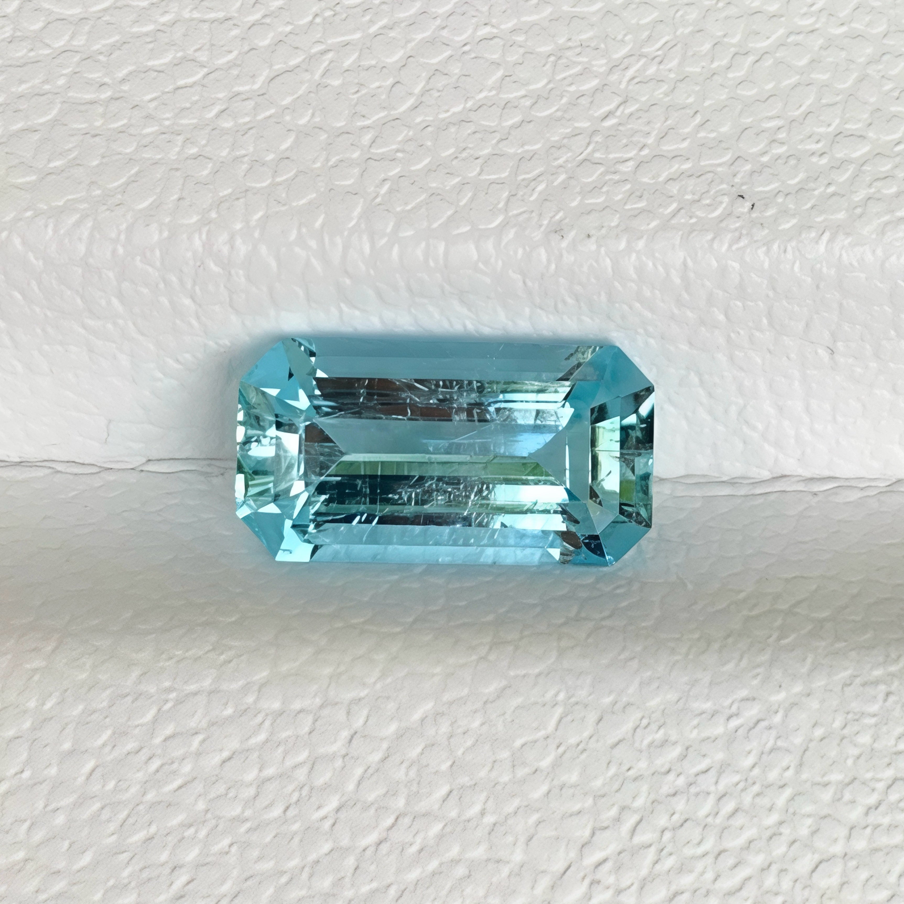 deep-blue-nigerian-aquamarine-1-45ct-octagon-emerald-cut
