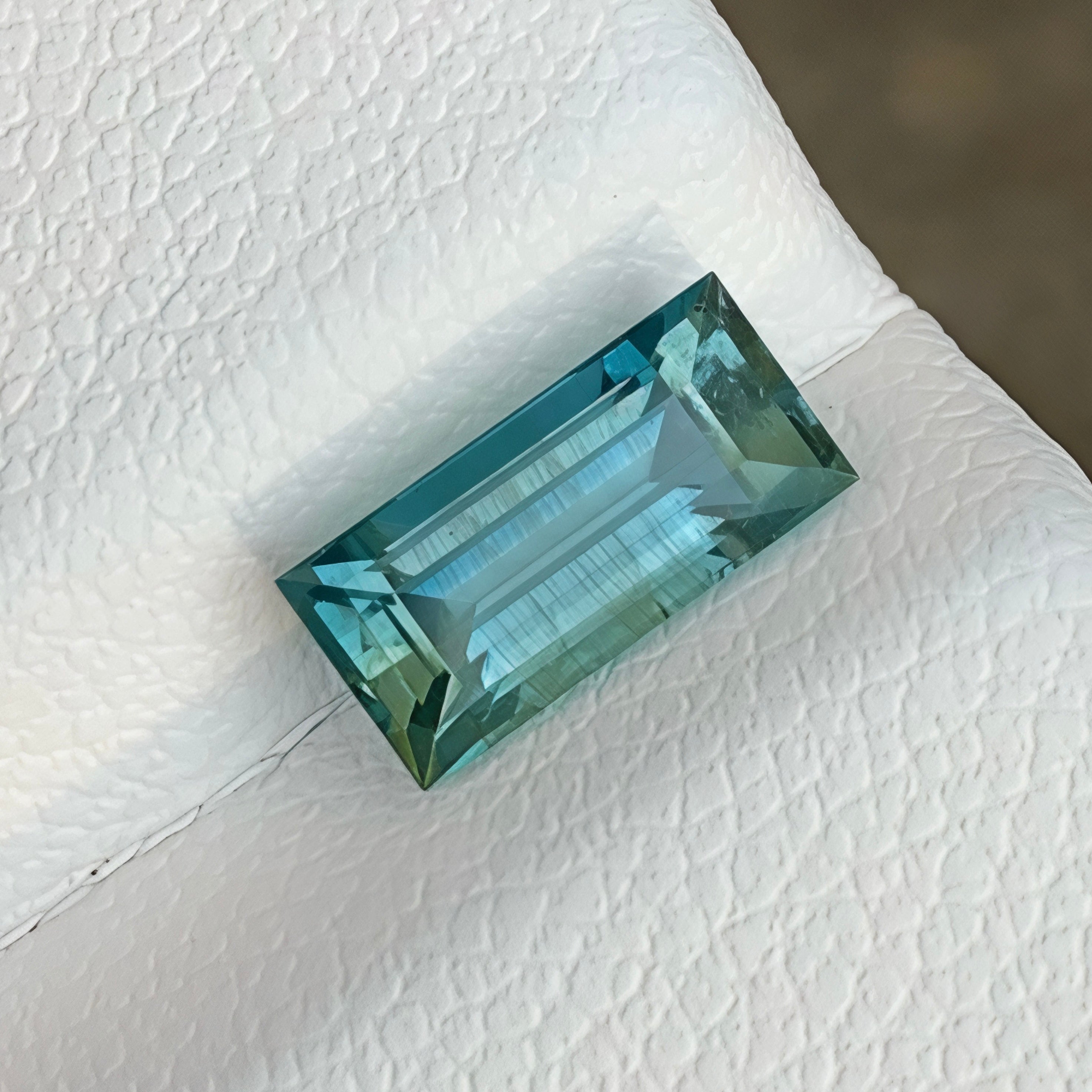 1.18ct Deep Blue Aquamarine Baguette Cut