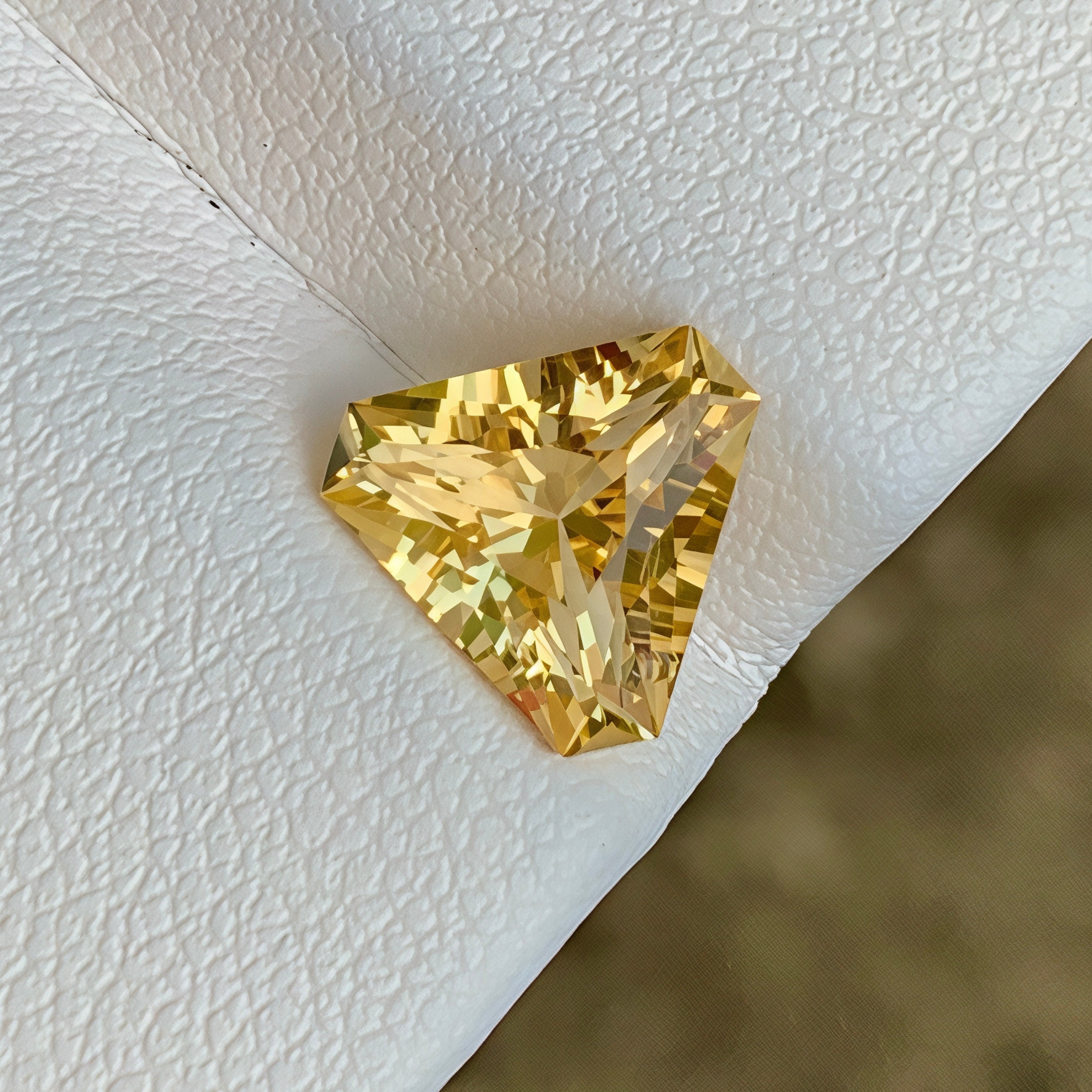 1.72Ct Trilliant Citrine