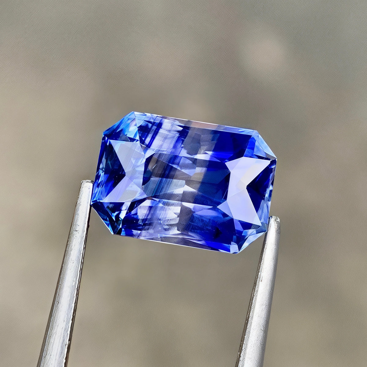 2.64Ct Bi-Color Sapphire