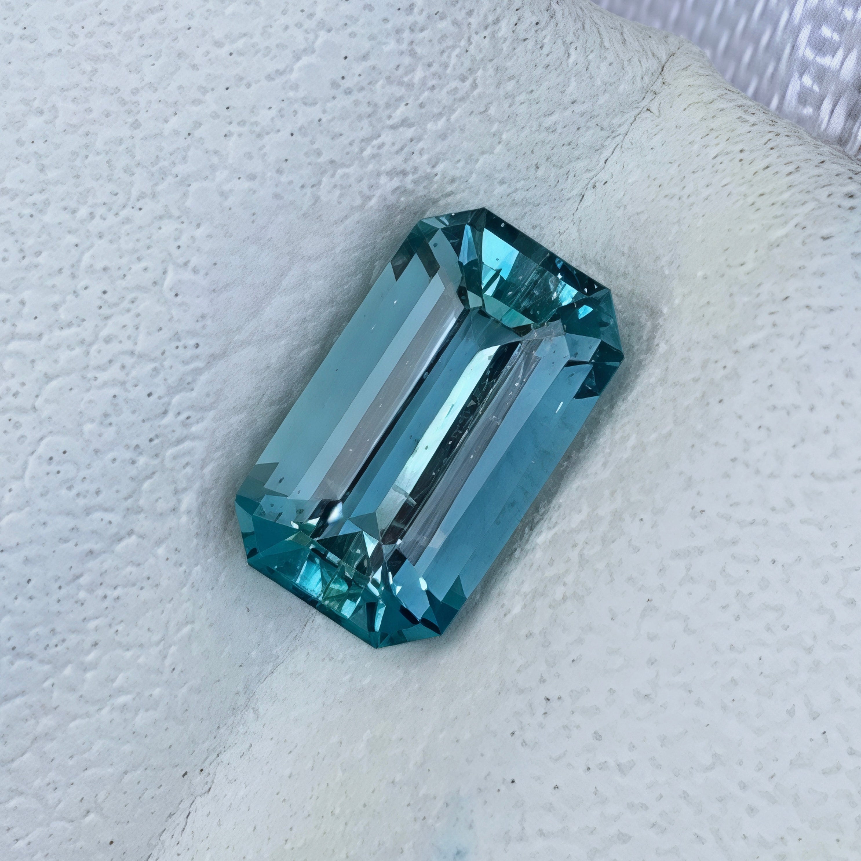 0.97 Ct Intense Blue Aquamarine Emerald Cut