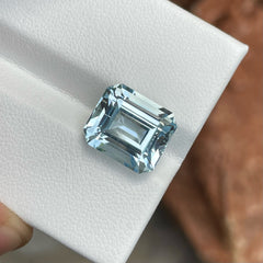 Lovely Natural Aquamarine Gemstone