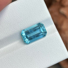 Spectacular Natural Deep Blue Aquamarine Stone