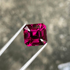 5.31 Carats Purplish Pink Garnet Stone