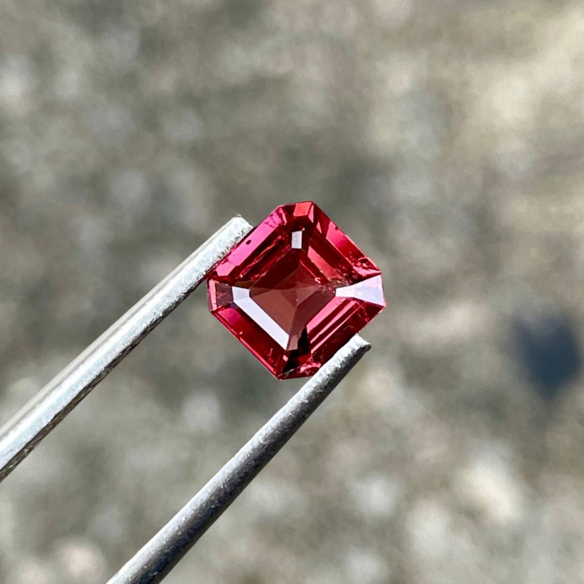 0.85 Carats Red Spinel Emerald Stone