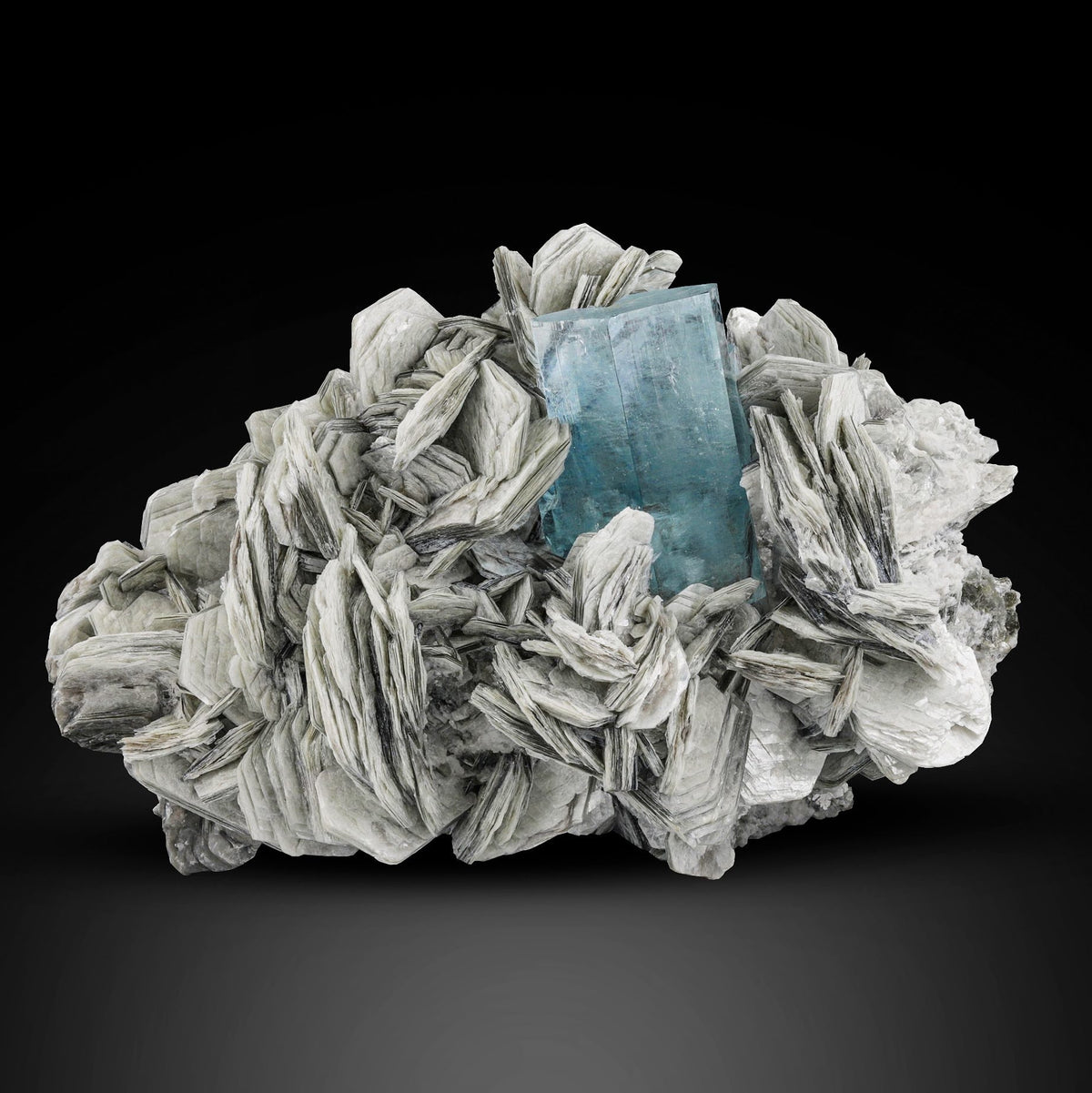 Aquamarine Crystal on Muscovite Matrix