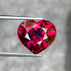 14.7 Carats Heart Shape Garnet Stone