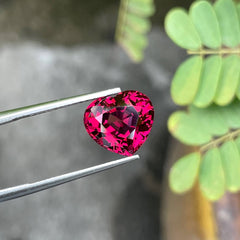 6.00 Carats Heart Shape Garnet Stone