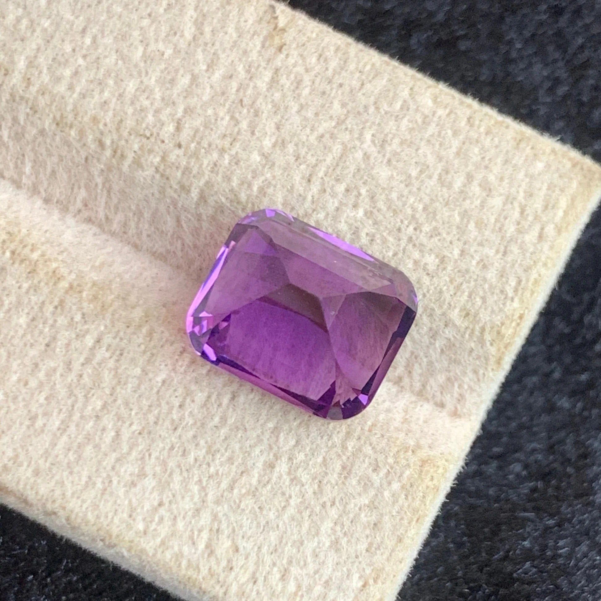 vivid-pink-purple-amethyst-5-29ct-brazil-cushion