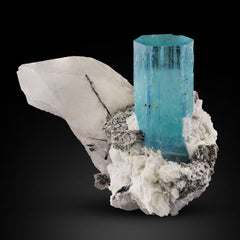 artistic example of free standing Aquamarine on Albite From Pakistan