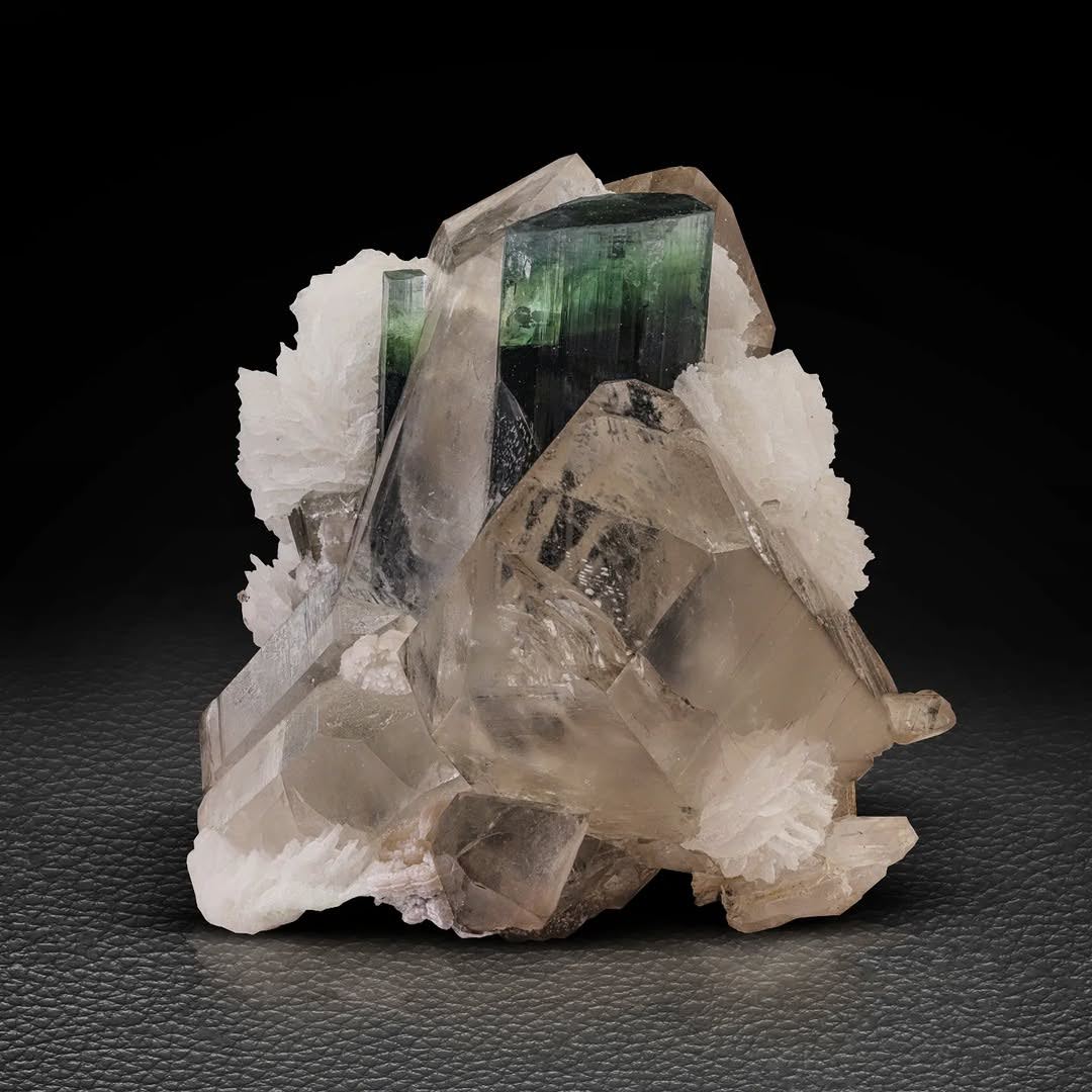 Tourmaline on Quartz & Cleavelandite