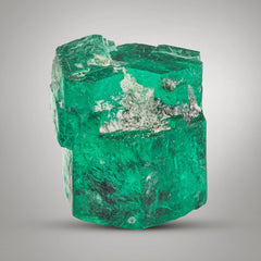 Green Color Double Terminated Emerald