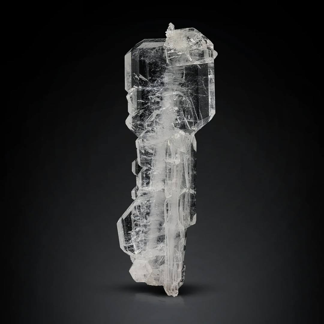 Pointed Terminated Faden Quartz