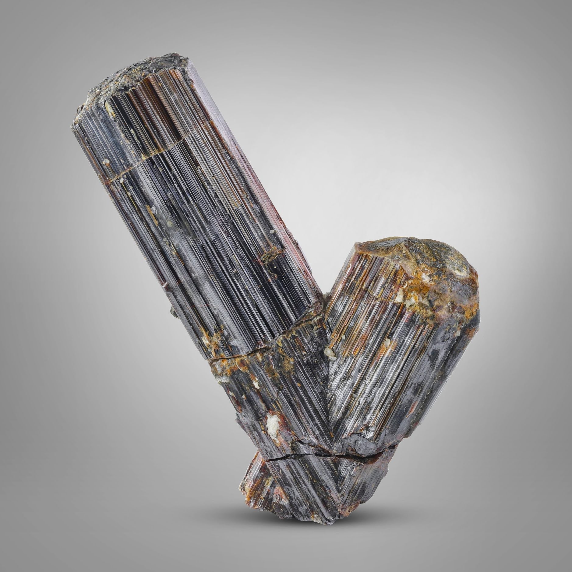 Rutile Crystals with Sharp Striations