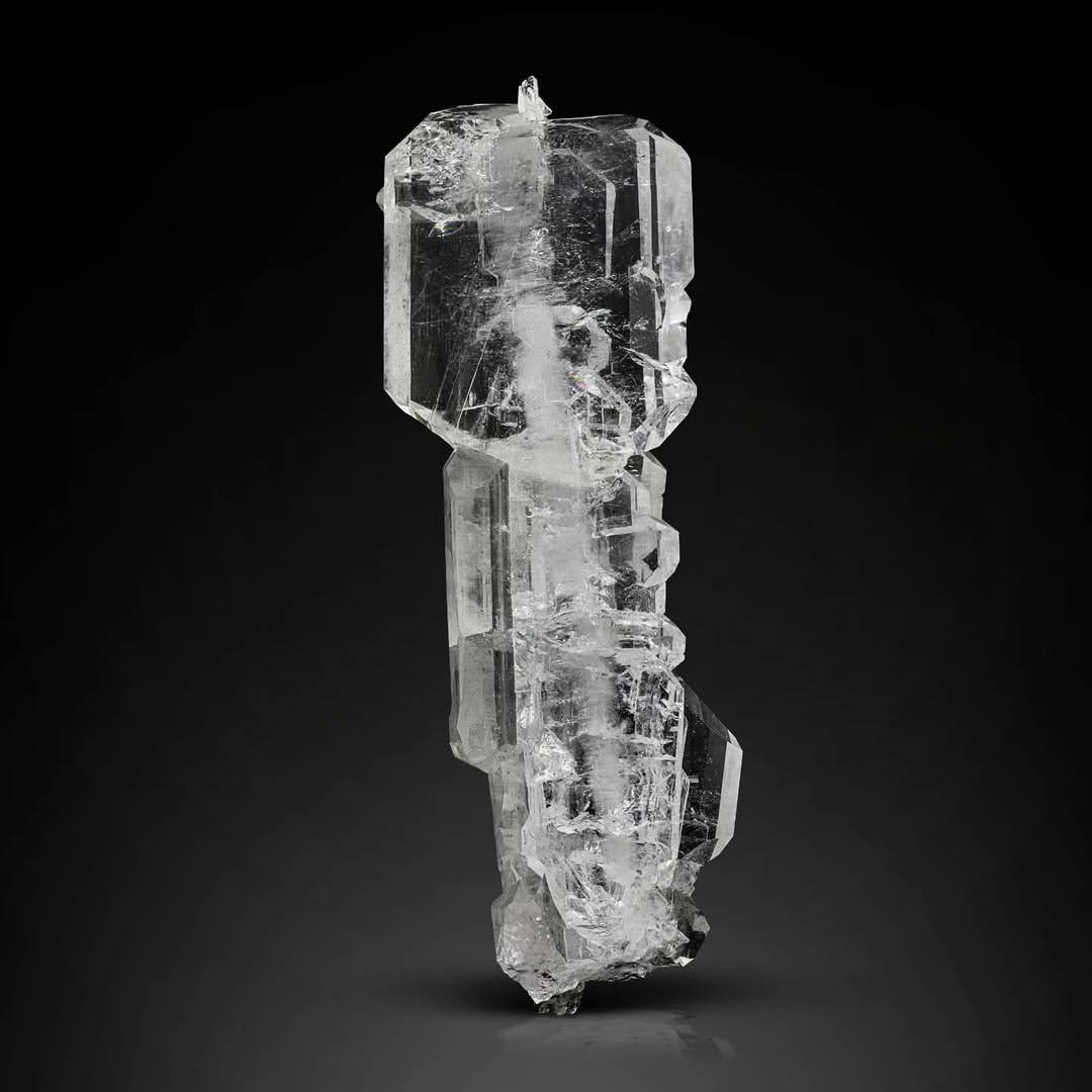 Pointed Terminated Faden Quartz