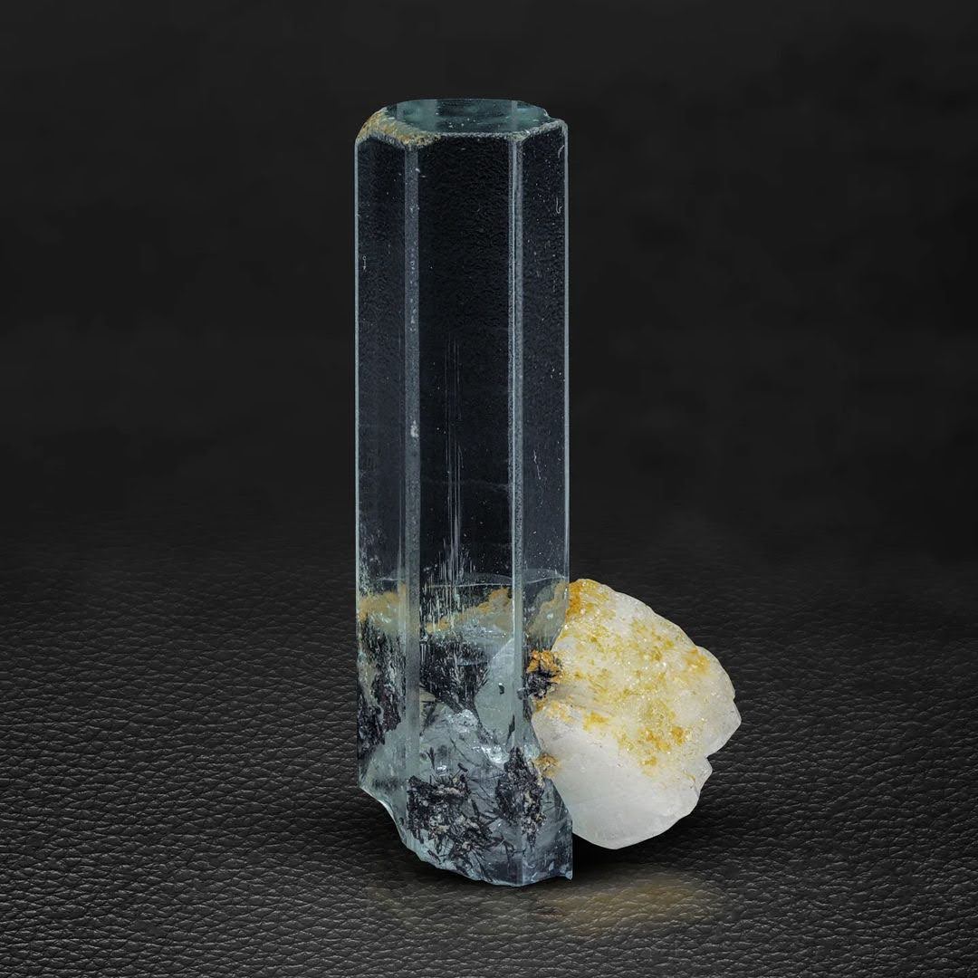 Aquamarine on Albite with Garnet