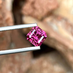 2.05 Carats Pink Garnet Stone