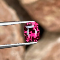 1.70 Carats Pink Garnet Stone