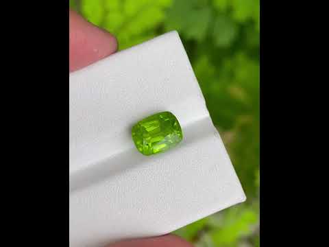 6.01 Carats Peridot Stone Cushion Cut