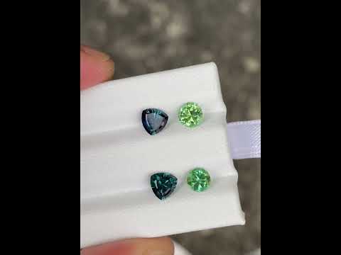 2.12 Carats Tourmaline Earrings Set