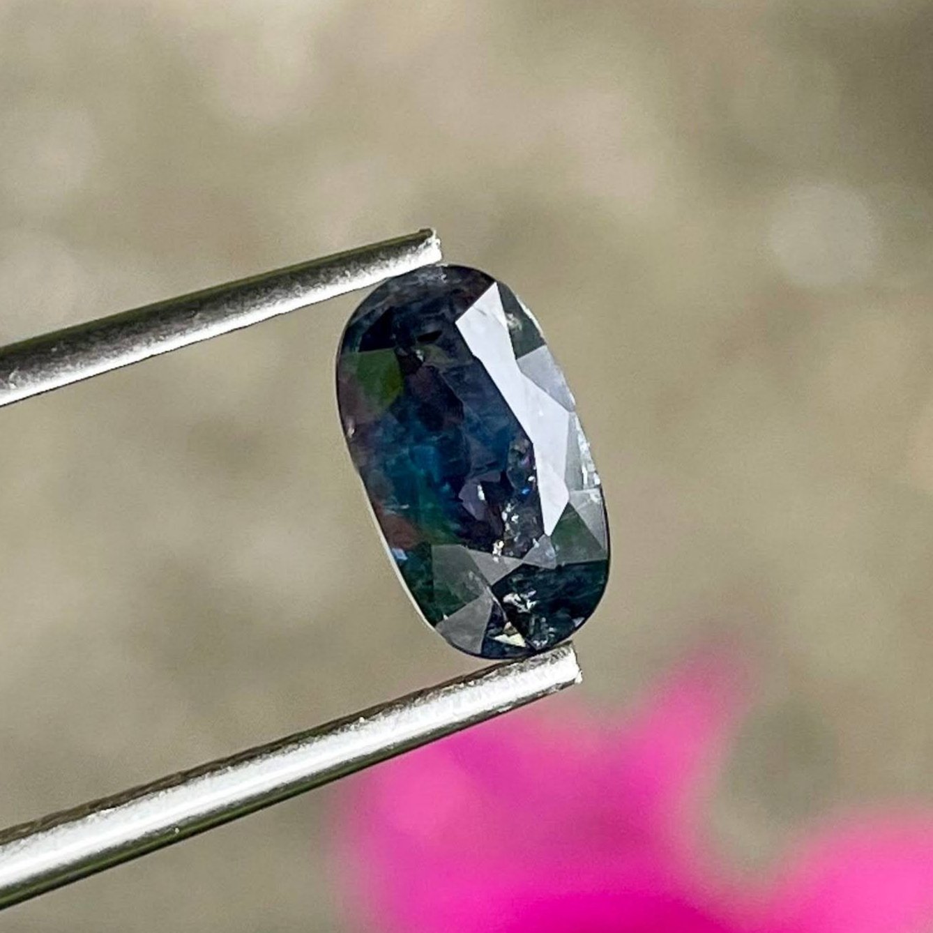 1.63 Carats Color Change Sapphire Gem