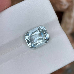 5.60 Carats Sea Blue Aquamarine Stone