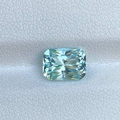 1.65 Carats Natural Aquamarine Stone