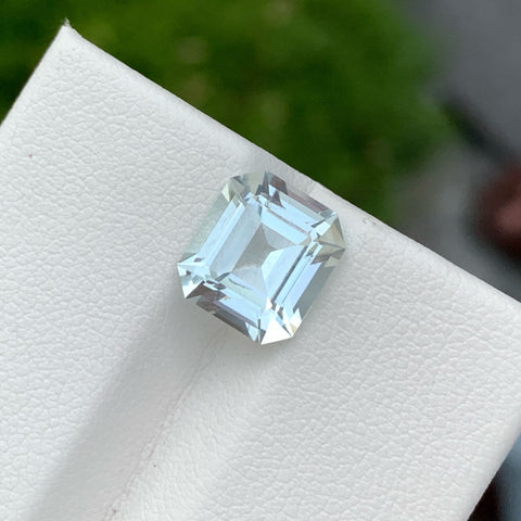 Glamorous Natural Aquamarine 4.15 carats Emerald Cut Loose Pakistani Gemstone