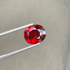 Spessartite Red Garnet 5.95 carats Fancy Oval Cut Natural Mozambique's Gemstone