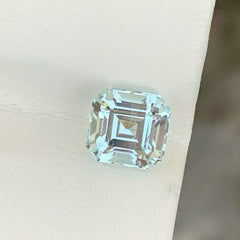 Aquamarine 2.20 carats Emerald Cut