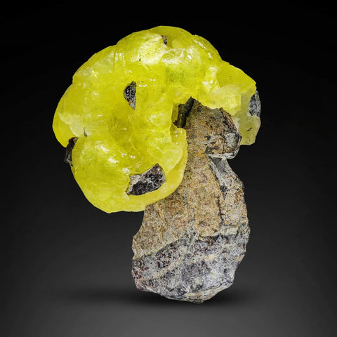 Yellow Color Brucite Crystal Mineral