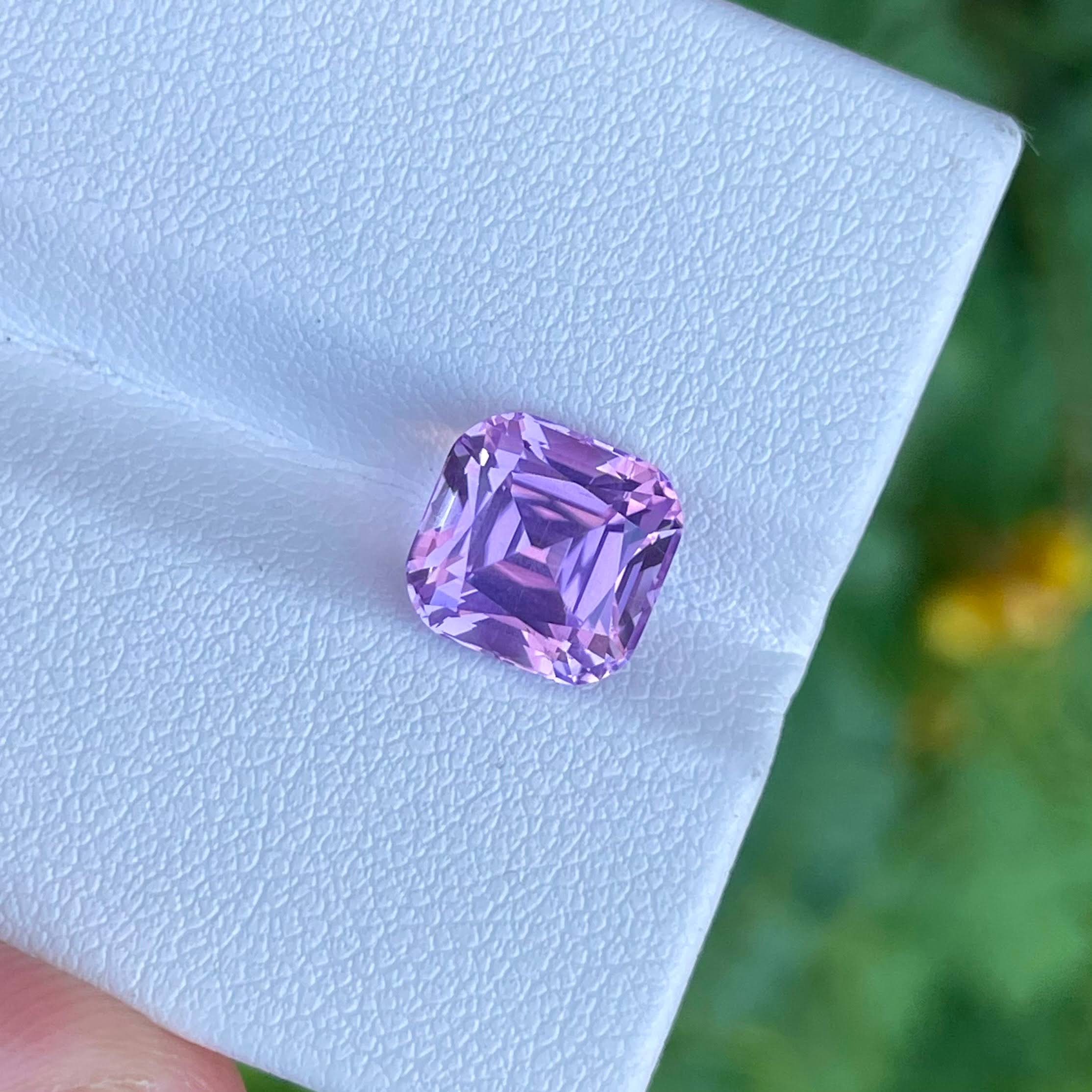 Purple Kunzite 4.10 carat Cushion Cut
