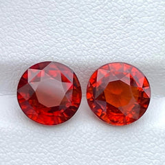 Vivid Bright Red Garnet Pair 8.10 carats Round Brilliant Cut Natural Gemstone from Madagascar