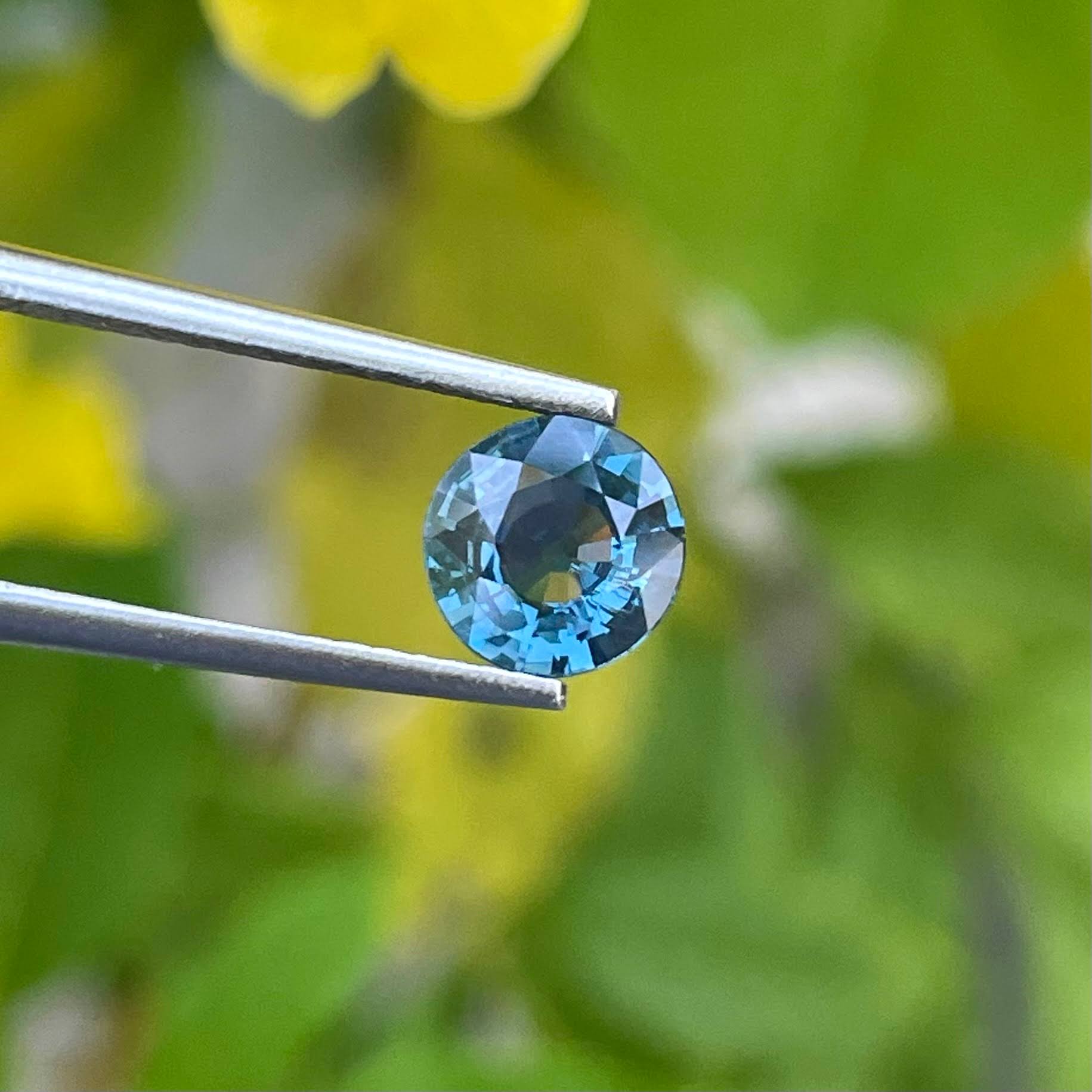 Blue Spinel 0.85 Carats Round Gemstone