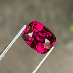 5.46 Carats Reddish Pink Garnet Stone