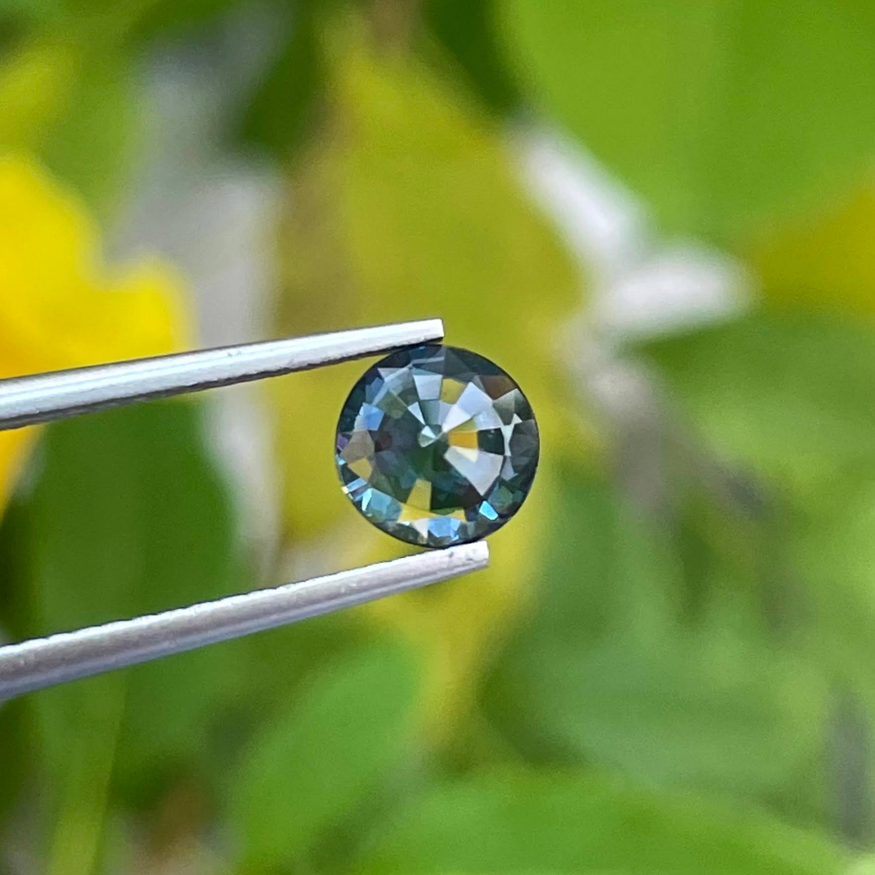 Blue Spinel 0.85 Carats Round Gemstone