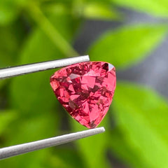 Pink Spinel 3.40 carats Trilliant Cut